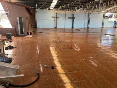 Ponto Comercial para alugar, 1000m² no Vila Industrial, São José dos Campos