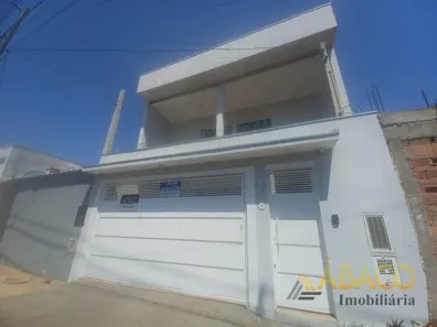Sobrado com 3 Quartos à venda, 110m² no Parque Primavera, São Carlos