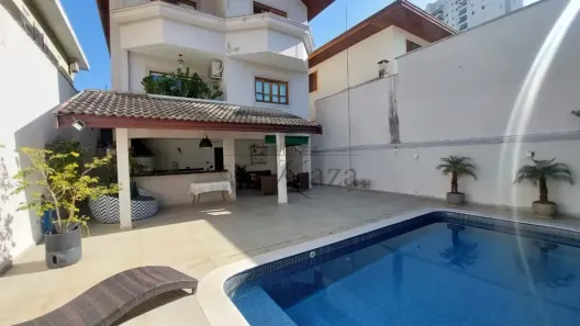 Casa de Condomínio com 4 Quartos à venda, 240m² no Urbanova, São José dos Campos