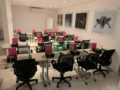Sala Comercial para alugar, 35m² no Jardim das Acácias, São Paulo