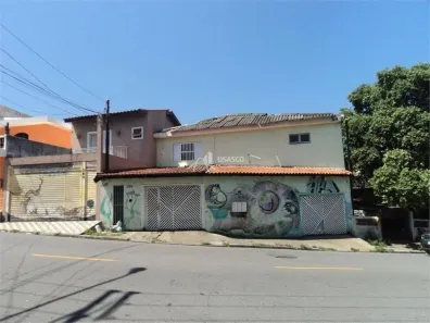 Sobrado com 3 Quartos à venda, 241m² no Jardim Roberto, Osasco