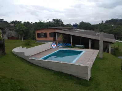 Fazenda/Sítio com 2 Quartos à venda, 200m² no Jardim Arujá, Arujá