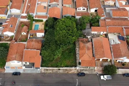 Lote/Terreno à venda, 800m² no Vila Antártica, Botucatu