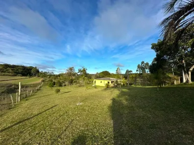 Fazenda/Sítio com 5 Quartos à venda, 214m² no Itapuã, Viamão