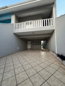 Casa com 3 Quartos para venda ou aluguel, 164m² no Centro, São Roque