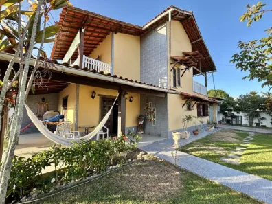 Casa com 3 Quartos à venda, 160m² no Centro (Praia Seca), Araruama