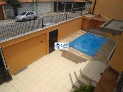 Sobrado com 3 Quartos à venda, 194m² no Jardim Ouro Preto, Taboão da Serra