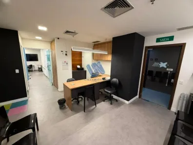 Sala Comercial para alugar, 138m² no Caminho das Árvores, Salvador