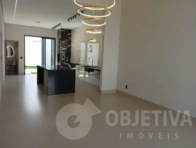Casa com 3 Quartos à venda, 147m² no Jardim Europa, Uberlândia