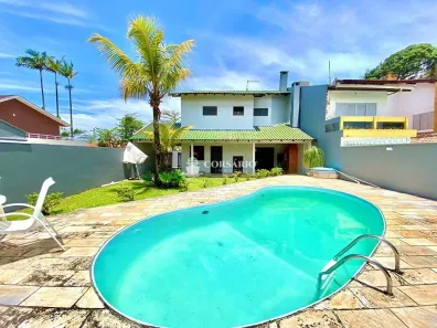 Sobrado com 3 Quartos à venda, 222m² no , Pontal do Paraná