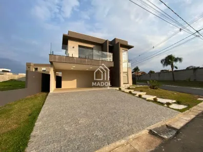 Casa de Condomínio com 3 Quartos à venda, 185m² no Uvaranas, Ponta Grossa