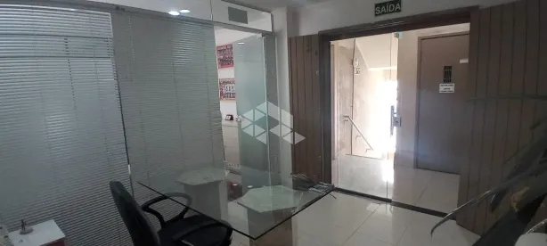 Sala Comercial à venda, 131m² no Centro Histórico, Porto Alegre