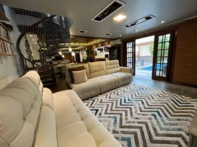 Sobrado com 3 Quartos à venda, 269m² no Campestre, Santo André
