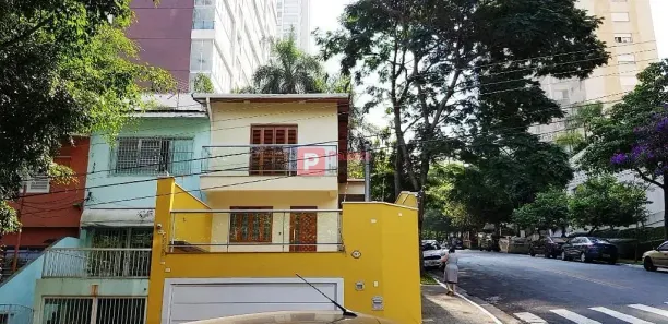 Casa de Condomínio com 3 Quartos para alugar, 230m² no Campo Belo, São Paulo