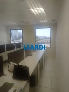 Sala Comercial para alugar, 50m² no Alphaville Industrial, Barueri