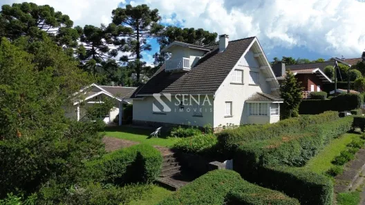 Casa com 5 Quartos à venda, 750m² no Vila Capivari, Campos do Jordão