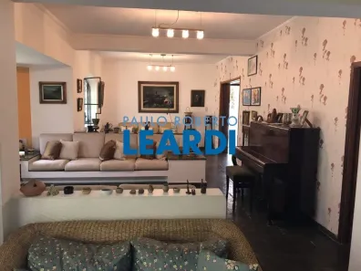 Casa com 4 Quartos à venda, 250m² no Pacaembu, São Paulo