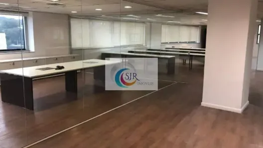 Sala Comercial à venda, 300m² no Cidade Monções, São Paulo