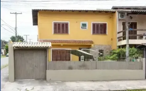 Casa com 3 Quartos à venda, 90m² no Vila Nova, Porto Alegre