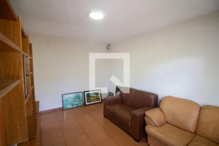 Casa com 3 Quartos à venda, 180m² no Conjunto Residencial Santa Terezinha, São Paulo
