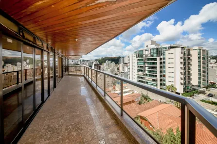 Apartamento com 4 Quartos à venda, 301m² no São Mateus, Juiz de Fora