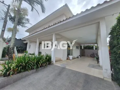 Casa com 4 Quartos para alugar, 155m² no Rio Tavares, Florianópolis