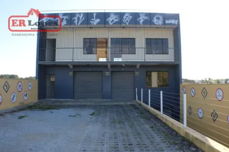 Prédio Comercial à venda, 510m² no Santa Cândida, Curitiba