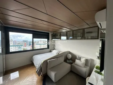 Apartamento com 1 Quarto para alugar, 27m² no Mont Serrat, Porto Alegre