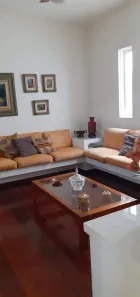 Casa com 3 Quartos à venda, 300m² no Osvaldo Rezende, Uberlândia