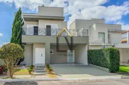 Casa com 3 Quartos à venda, 250m² no Parque São Luís, Taubaté
