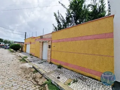 Casa com 3 Quartos à venda, 279m² no Lagoa Nova, Natal