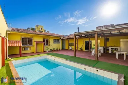 Casa com 3 Quartos à venda, 250m² no Partenon, Porto Alegre
