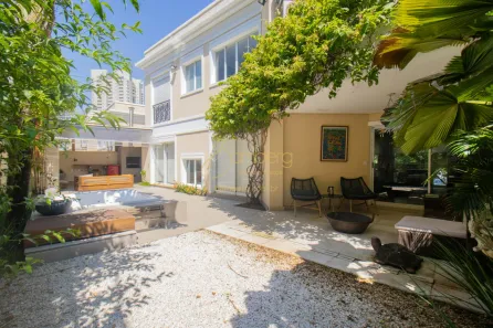 Casa de Condomínio com 4 Quartos à venda, 391m² no Jardim Panorama, São Paulo