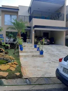 Casa com 3 Quartos à venda, 220m² no Jardim Alvorada, Marília