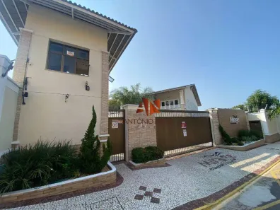 Casa de Condomínio com 5 Quartos à venda, 275m² no Cambeba, Fortaleza