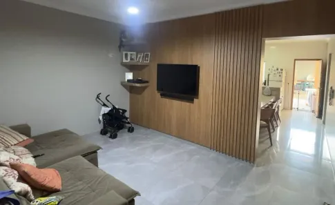Casa com 3 Quartos à venda, 170m² no Jardim Europa, Uberlândia