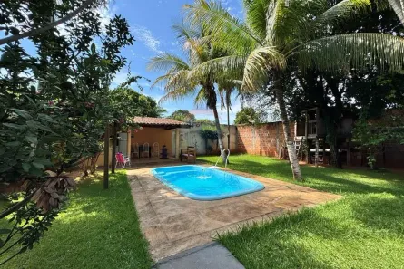 Fazenda/Sítio com 4 Quartos à venda, 207m² no Petit-Trianon, Araçatuba
