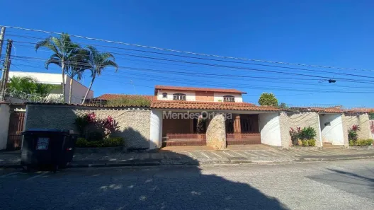 Casa com 3 Quartos à venda, 550m² no Jardim Maria do Carmo, Sorocaba
