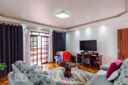 Casa com 3 Quartos à venda, 263m² no Alves Dias, São Bernardo do Campo