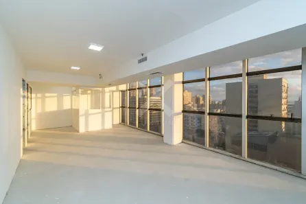 Sala Comercial para alugar, 1120m² no Centro Histórico, Porto Alegre
