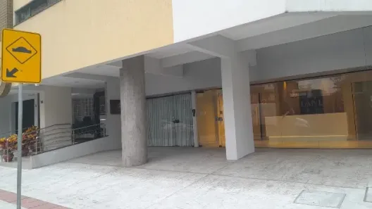 Sala Comercial para alugar, 170m² no Centro, Balneário Camboriú
