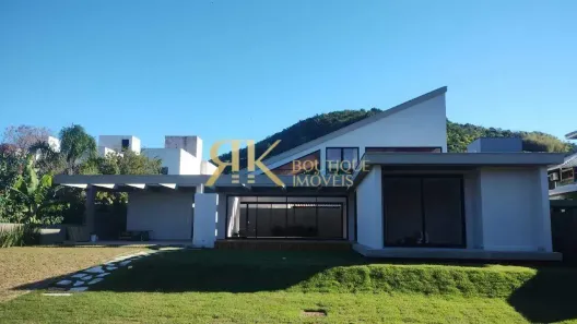 Casa com 3 Quartos à venda, 281m² no Rio Tavares, Florianópolis