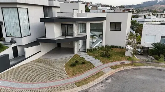 Casa de Condomínio com 4 Quartos à venda, 350m² no Tamboré, Santana de Parnaíba