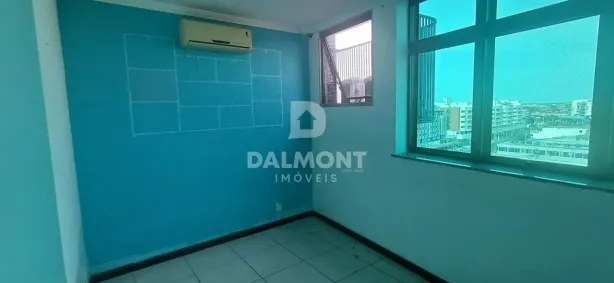 Sala Comercial à venda, 30m² no Centro, Cabo Frio