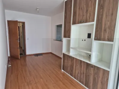 Apartamento com 2 Quartos para alugar, 60m² no Liberdade, São Paulo