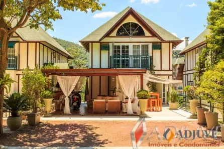 Casa de Condomínio com 6 Quartos à venda, 360m² no Itaipava, Petrópolis