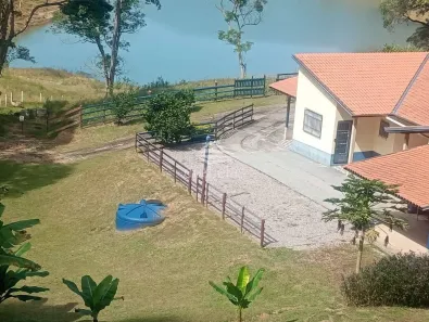 Fazenda/Sítio com 3 Quartos à venda, 90m² no Área Rural de Paraibuna, Paraibuna