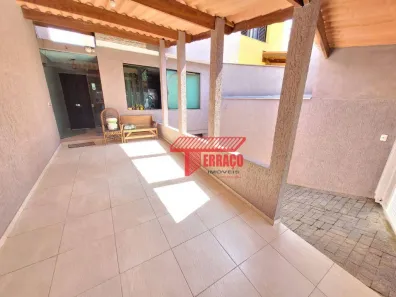 Sobrado com 3 Quartos à venda, 219m² no Vila Alzira, Santo André