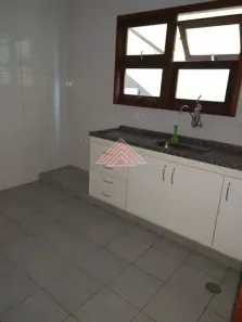 Casa com 1 Quarto para alugar, 45m² no Vila Magini, Mauá