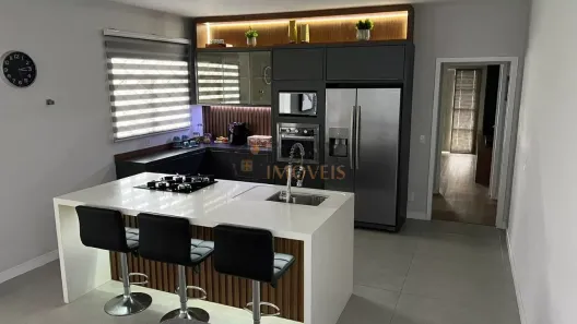 Casa com 3 Quartos à venda, 200m² no Serraria, São José